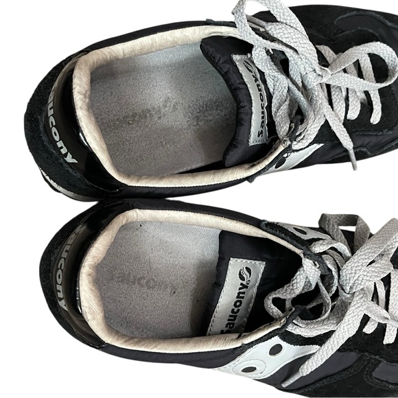 Saucony black & white sneakers. Size 9.5 boxBK - Picture 6 of 11